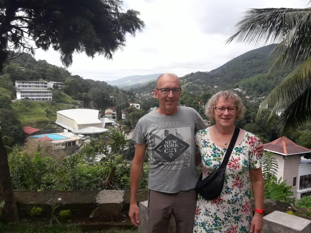 Udawatta Kele Villa Kandy Eksteriør bilde